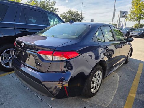 Used 2023 Toyota Corolla LE FWD image 4