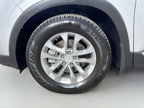 Used 2020 Hyundai Santa Fe SE AWD/4WD image 35