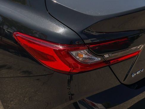 Used 2025 Toyota Camry LE FWD image 7