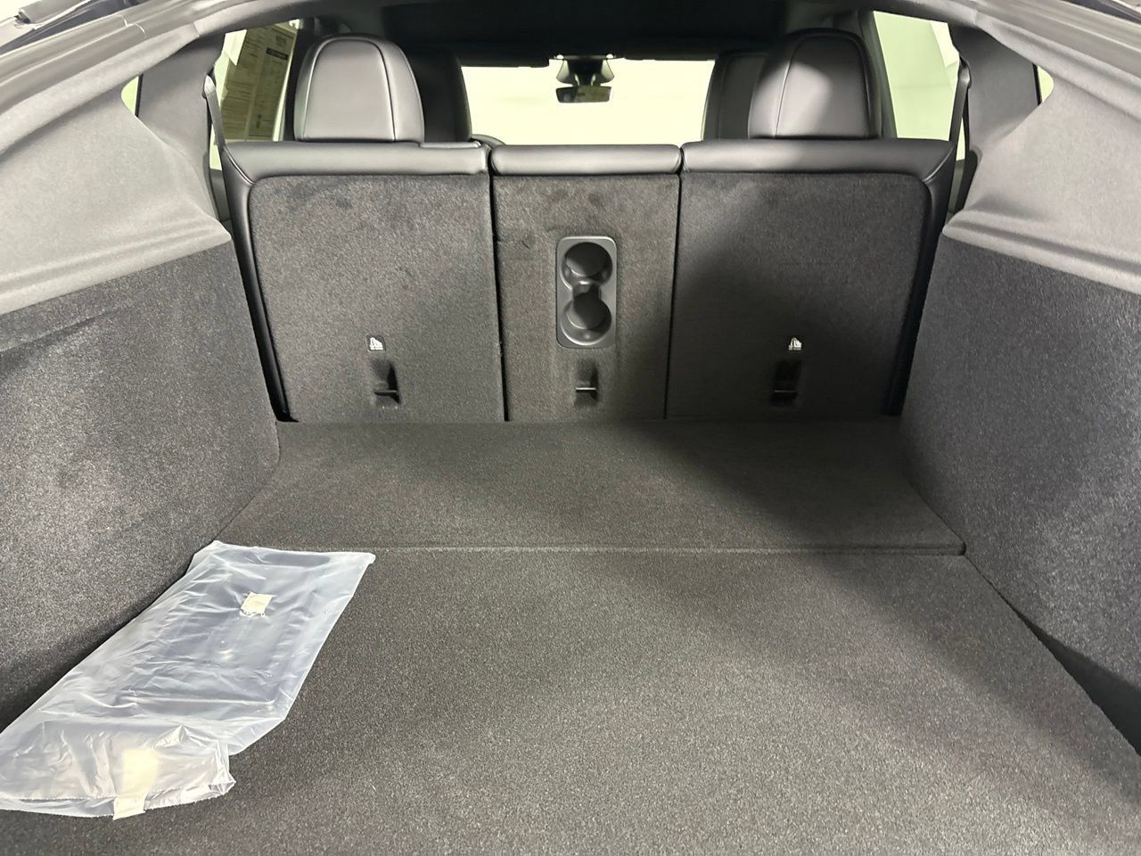Used 2026 Tesla Model Y 2WD image 17