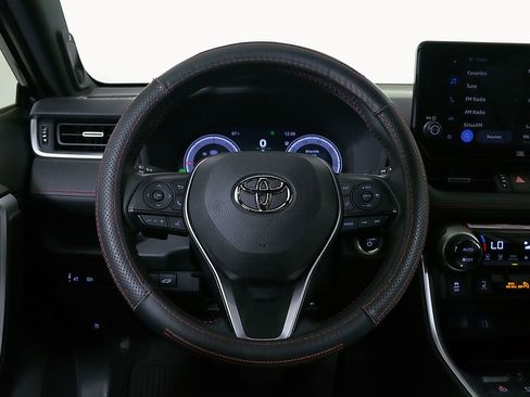 Used 2024 Toyota RAV4 XSE AWD/4WD image 26