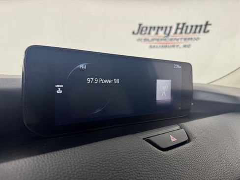 Used 2024 MAZDA CX-90 Plug-In Hybrid w/ Preferred AWD/4WD image 18