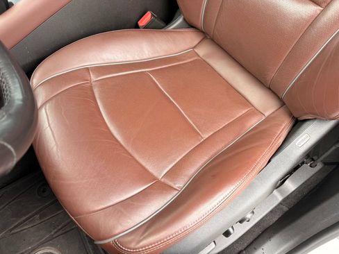 Used 2019 Buick Enclave Avenir FWD image 25