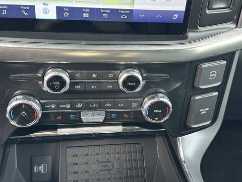 Used 2023 Ford F150 Lariat w/ Max Trailer Tow Package image 32