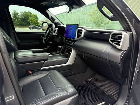 Used 2024 Toyota Tundra Platinum w/ TRD Off-Road Package AWD/4WD image 13