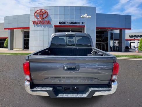 Used 2019 Toyota Tacoma SR5 image 9