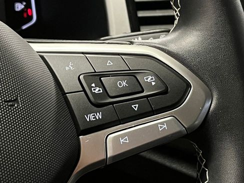 Used 2023 Volkswagen Atlas Cross Sport SE w/ Panoramic Sunroof Package image 27