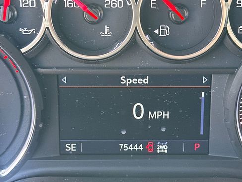 Used 2021 Chevrolet Silverado 1500 LT w/ Z71 Off-Road Package image 26