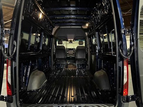 New 2026 Mercedes-Benz Sprinter 2500 image 18