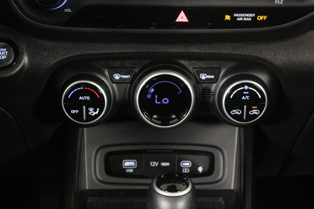 Certified 2026 Hyundai Venue SEL FWD image 21