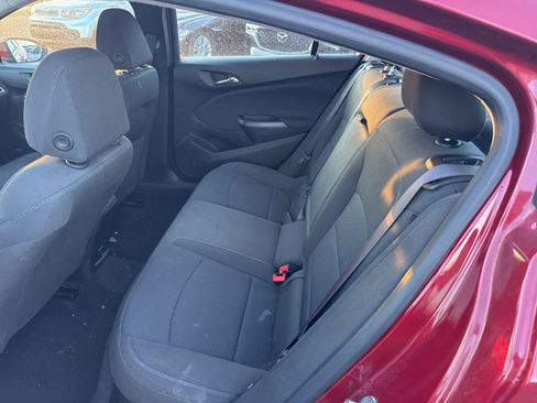 Used 2017 Chevrolet Cruze LT w/ Sun And Sound Package image 17