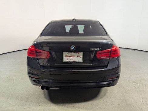 Used 2017 BMW 330i Sedan RWD image 6