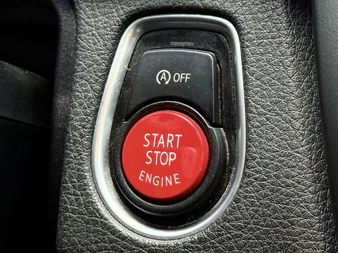 Used 2015 BMW M3 image 28