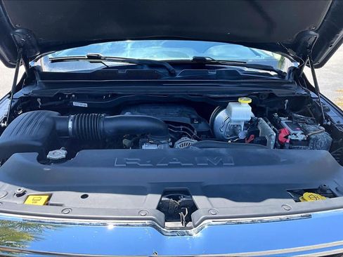 Used 2019 RAM 1500 Big Horn AWD/4WD image 31