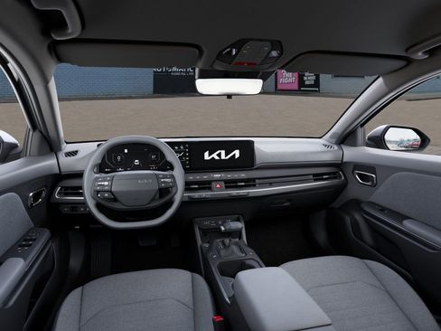 New 2025 Kia K4 EX image 14