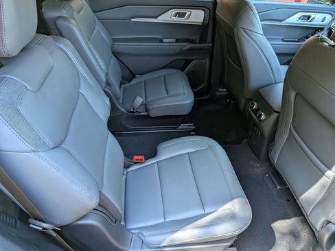 New 2026 Ford Explorer Active w/ Active Comfort Package AWD/4WD image 21