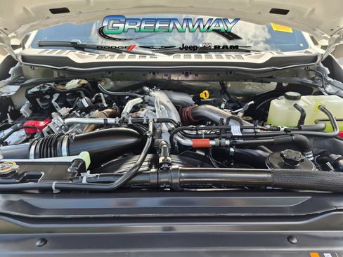 Used 2026 Ford F250 Platinum AWD/4WD image 6