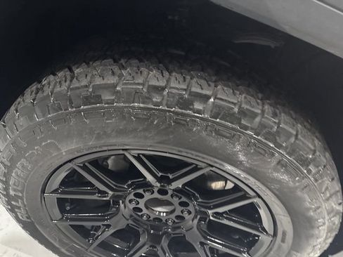 Used 2025 GMC Sierra 1500 Denali image 37