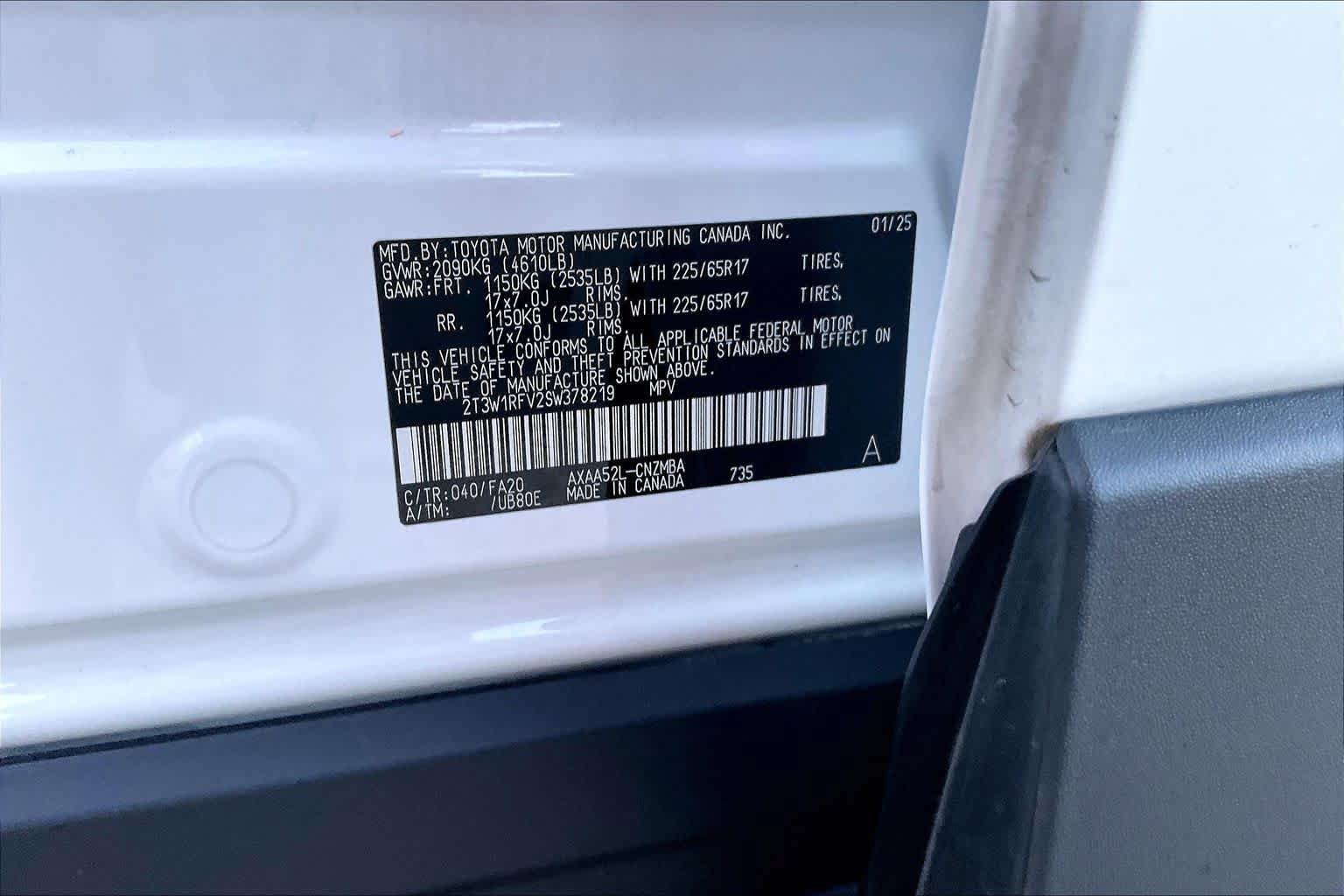 Used 2025 Toyota RAV4 XLE FWD image 34