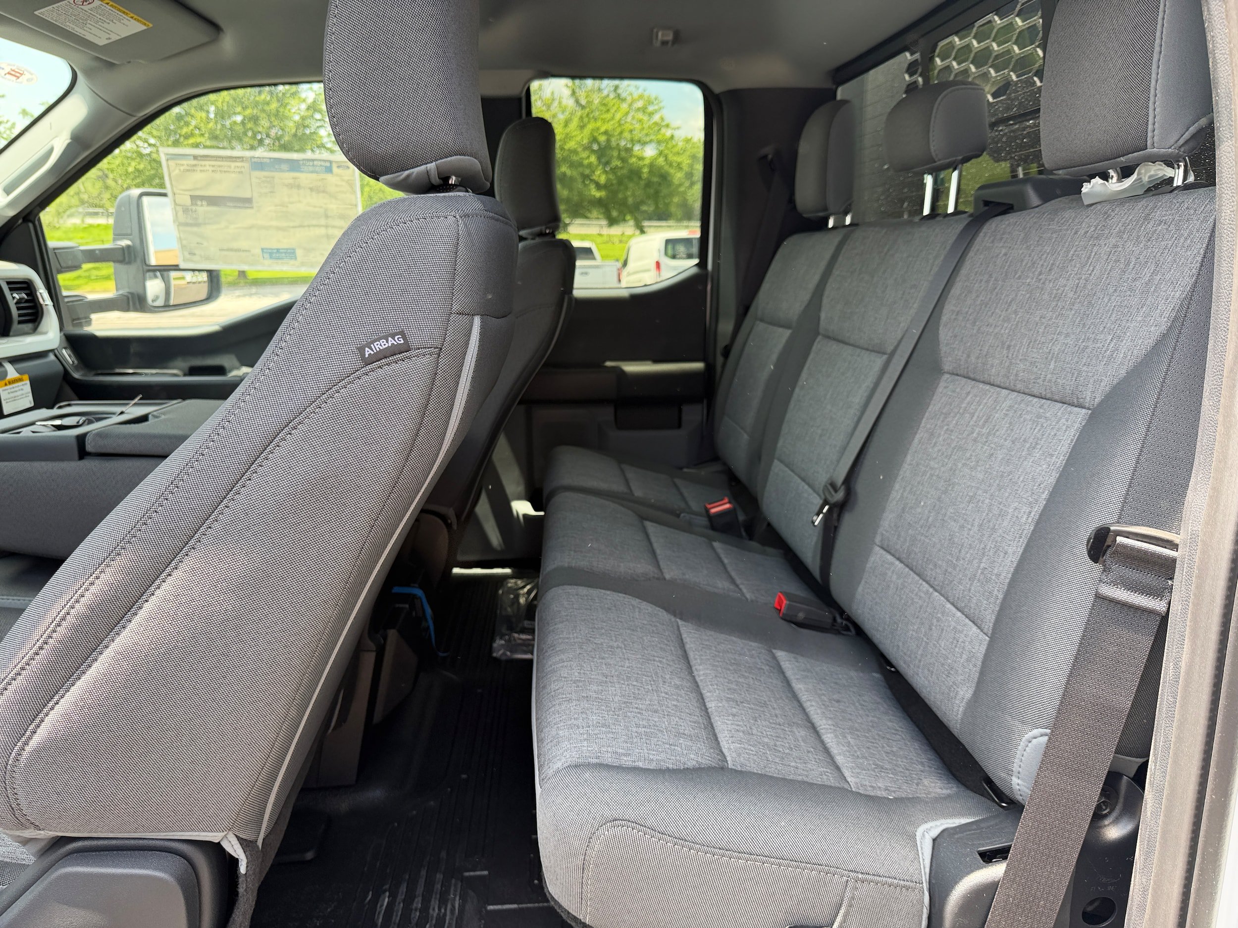New 2026 Ford F550 4x4 Supercab Super Duty w/ XLT Value Package image 6