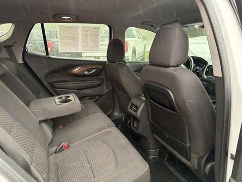 Used 2020 GMC Terrain SLE w/ Driver Convenience Package AWD/4WD image 12