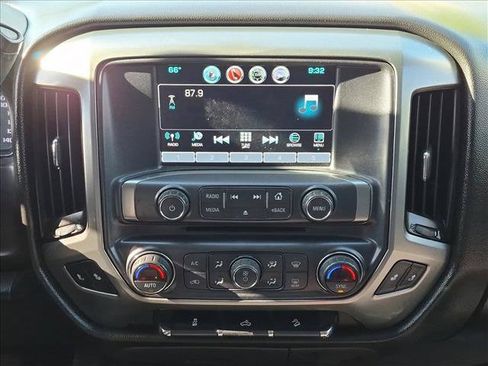 Used 2018 Chevrolet Silverado 1500 LT w/ All Star Edition AWD/4WD image 13