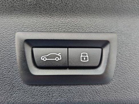 Used 2024 BMW X3 sDrive30i w/ Convenience Package image 13