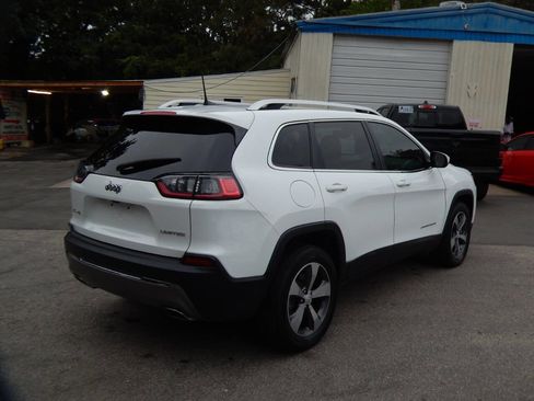 Used 2020 Jeep Cherokee Limited AWD/4WD image 7