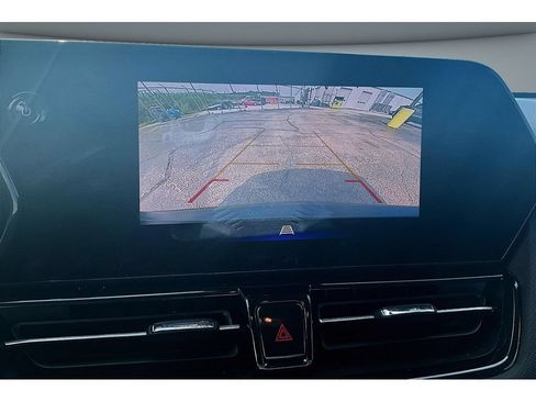 Used 2024 Chevrolet TrailBlazer RS AWD/4WD image 25
