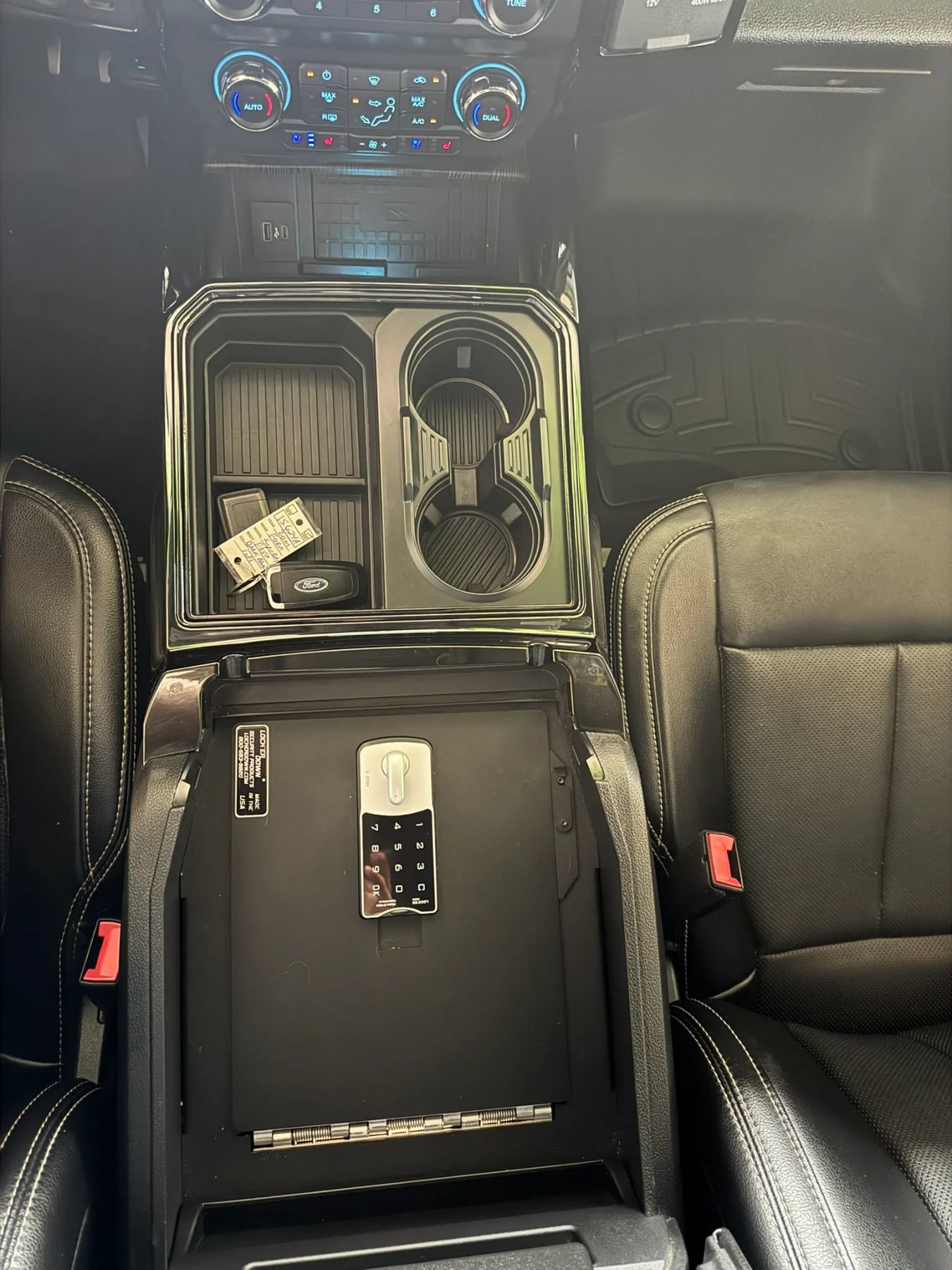 Used 2021 Ford F250 Lariat w/ Lariat Ultimate Package AWD/4WD image 19