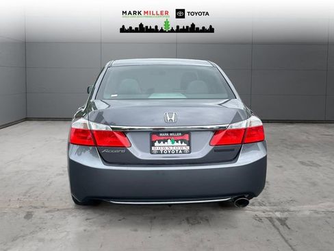 Used 2015 Honda Accord EX image 4