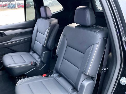 Certified 2025 Buick Enclave Preferred image 20