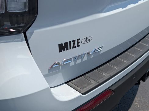New 2026 Ford Explorer Active RWD image 17