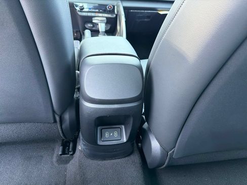New 2026 Hyundai Elantra SEL Sport FWD image 17