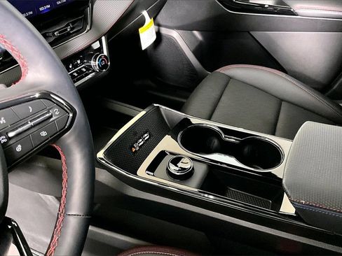 Used 2026 Chevrolet Equinox RS w/ Convenience Package III image 13