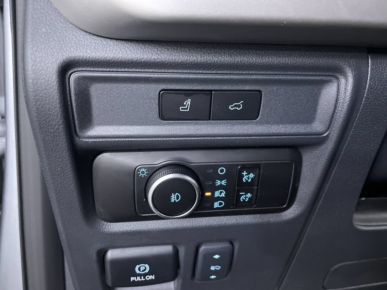 Used 2023 Ford Expedition XLT AWD/4WD image 28