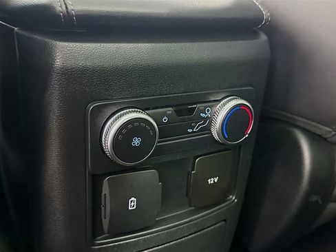 Certified 2022 Ford Explorer XLT w/ Equipment Group 202A image 25