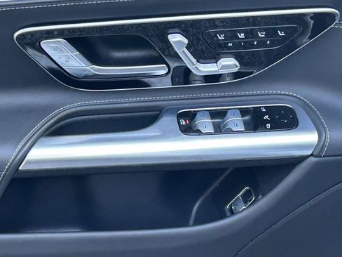 Certified 2022 Mercedes-Benz SL 55 AMG 4MATIC image 29