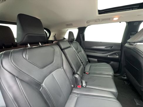 Used 2025 INFINITI QX60 Luxe FWD image 31