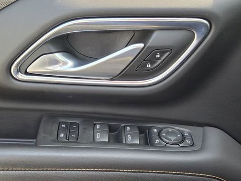 Used 2022 GMC Yukon AT4 image 30