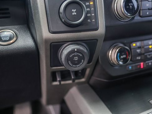 Used 2019 Ford F150 Raptor w/ Equipment Group 802A Luxury image 19