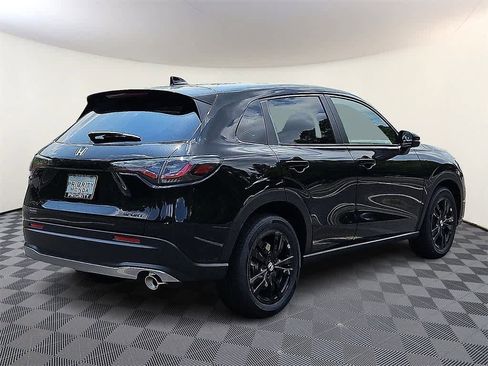 New 2026 Honda HR-V Sport image 3