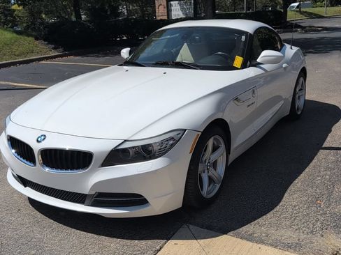 Used 2011 BMW Z4 sDrive30i RWD image 9