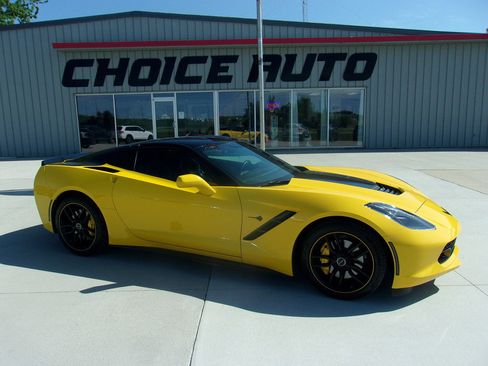 Used 2014 Chevrolet Corvette Stingray Coupe w/ 3LT Preferred Equipment Group RWD image 2
