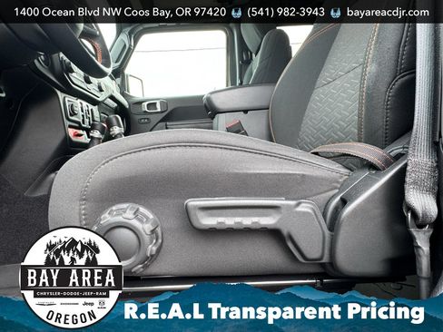 Used 2021 Jeep Gladiator Mojave AWD/4WD image 12