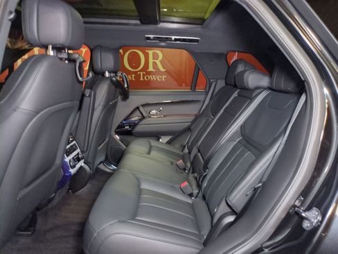 New 2026 Land Rover Range Rover Sport SE AWD/4WD image 24