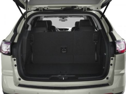 Used 2016 Chevrolet Traverse LT image 14