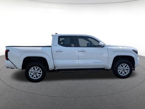 Used 2026 Toyota Tacoma SR5 RWD image 6