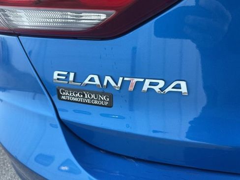 Used 2017 Hyundai Elantra Value Edition image 12