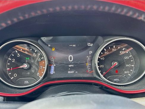 Used 2019 Jeep Compass Trailhawk AWD/4WD image 14